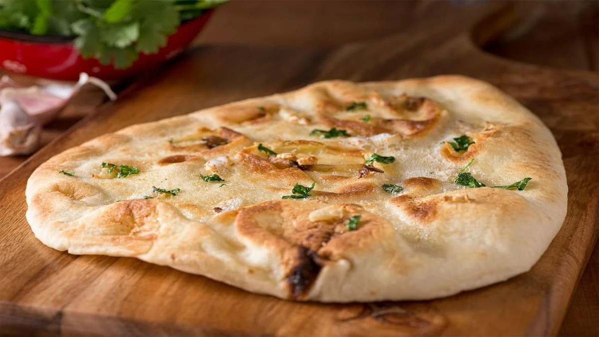 Bánh Naan & Bánh Mì Ấn Độ: Bí Quyết Làm Chuẩn Vị + Công Thức Chi Tiết