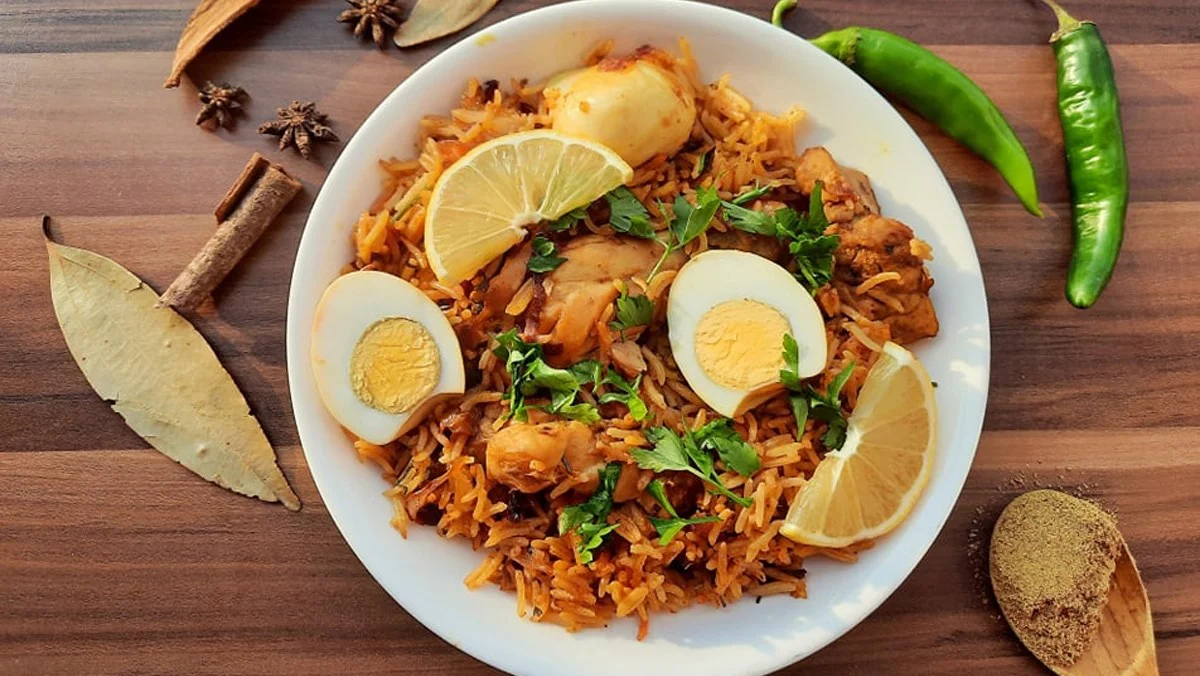 Biryani – Cơm Ướp Gia Vị Ấn Độ Thơm Lừng: Cách Nấu Chuẩn Vị & Bí Quyết Ngon Tại Nhà