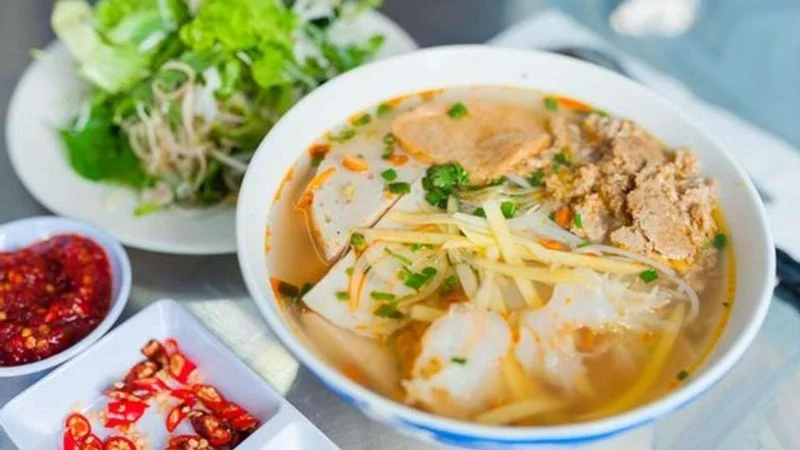 Khám Phá Du Lịch Ẩm Thực Hội An — Thiên Đường Đặc Sản Miền Trung Không Thể Bỏ Qua
