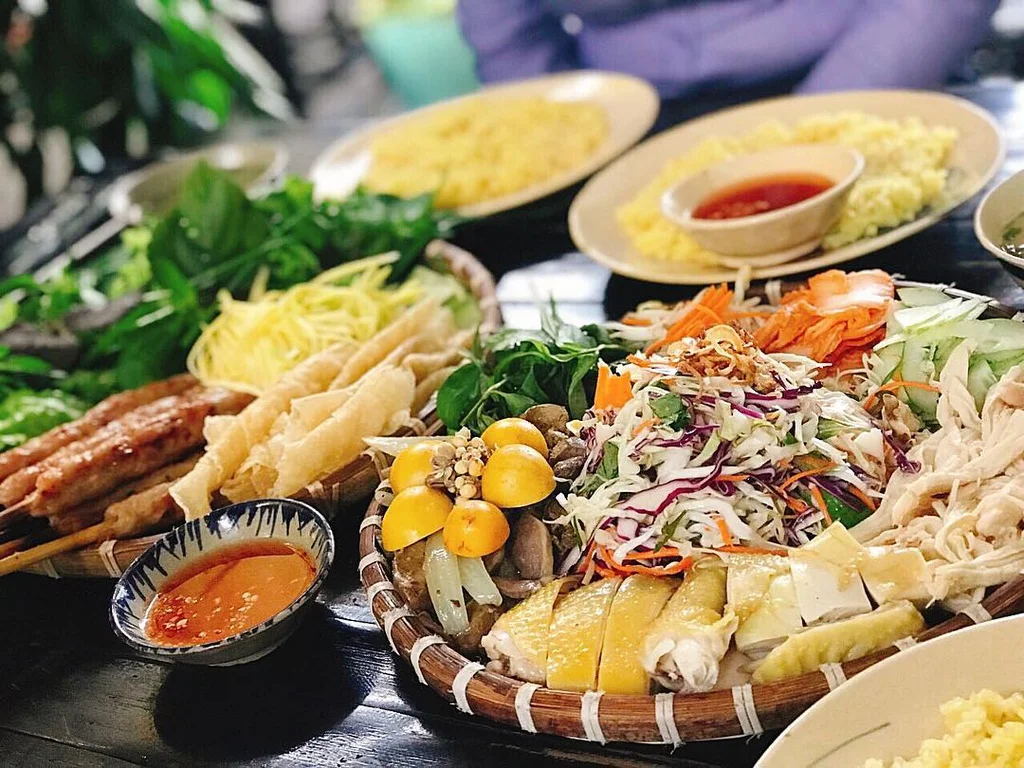 Đặc Sản Phan Thiết — Top 20 Món Ăn Và Quà Tặng Bình Thuận Không Thể Bỏ Qua 2026