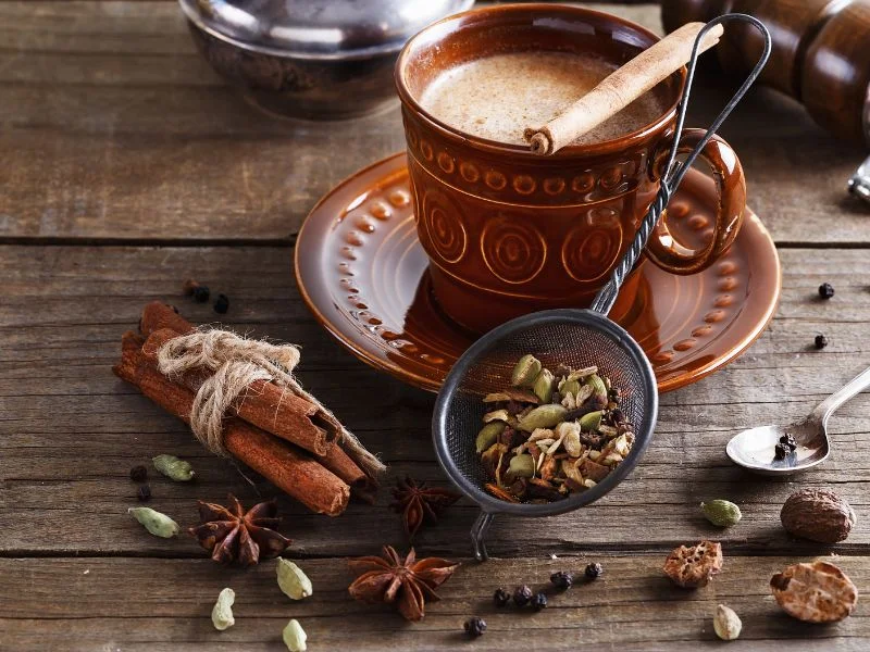 Masala Chai & Đồ Uống Ấn Độ: Công Thức Chuẩn Vị + Bí Quyết Pha Chế Tại Nhà