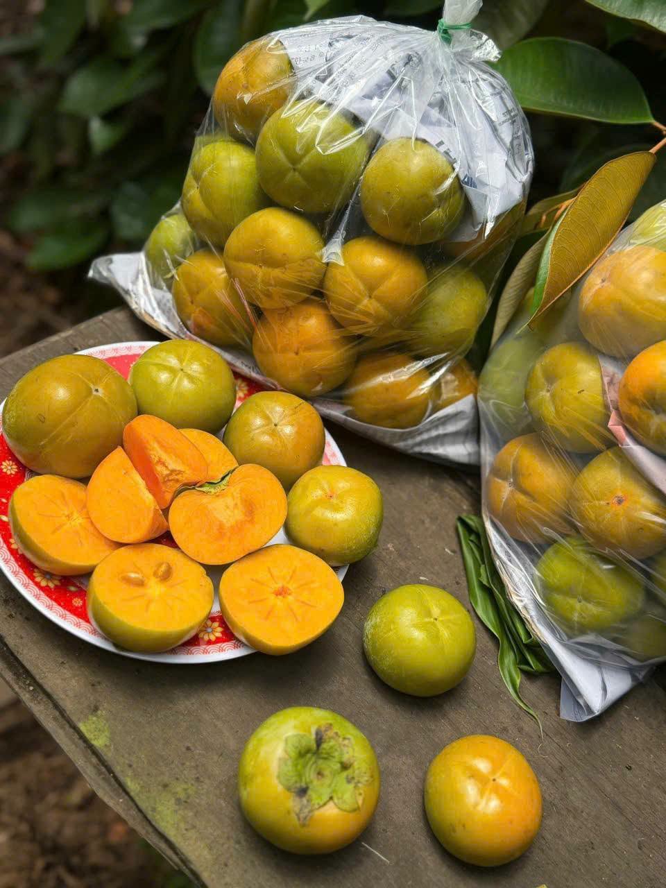 chọn hồng giòn Đà Lạt tươi ngon chuẩn nhất